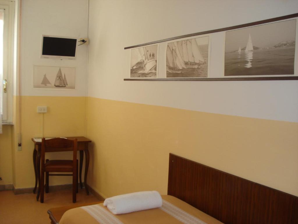 Hotel Ely Viareggio Phòng bức ảnh